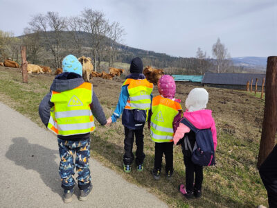 Motýlci- výlet za zvířátky na Kněžice